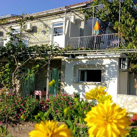 Apartmani Bosco Тиват Экстерьер фото