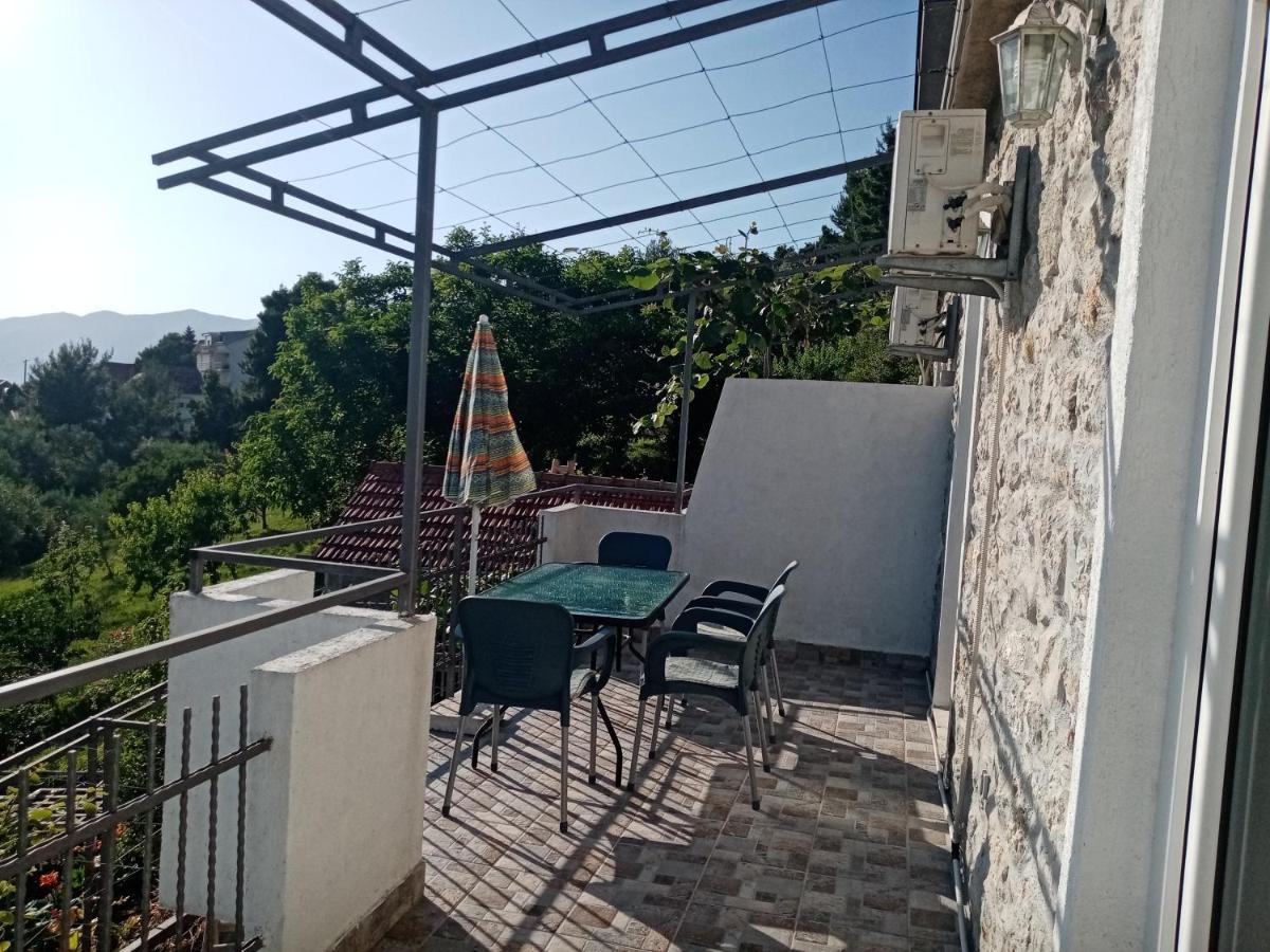 Apartmani Bosco Тиват Экстерьер фото