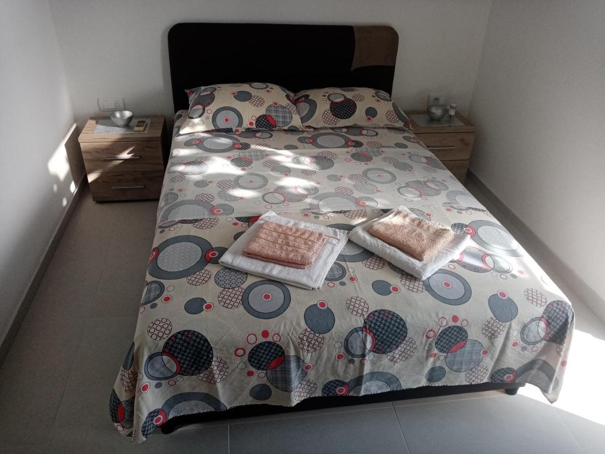 Apartmani Bosco Тиват Экстерьер фото