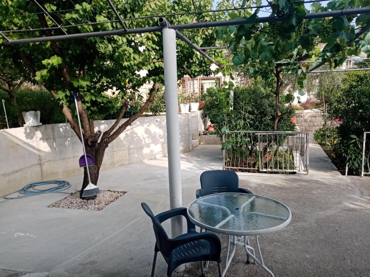 Apartmani Bosco Тиват Экстерьер фото