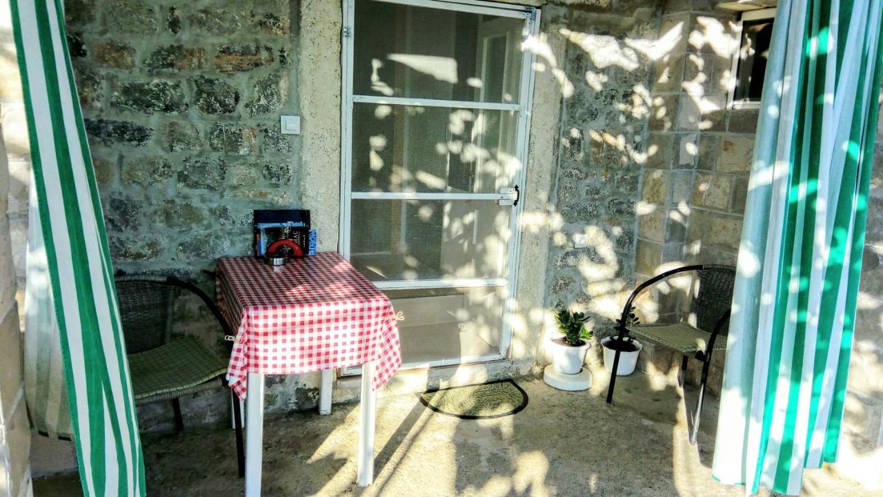 Apartmani Bosco Тиват Экстерьер фото