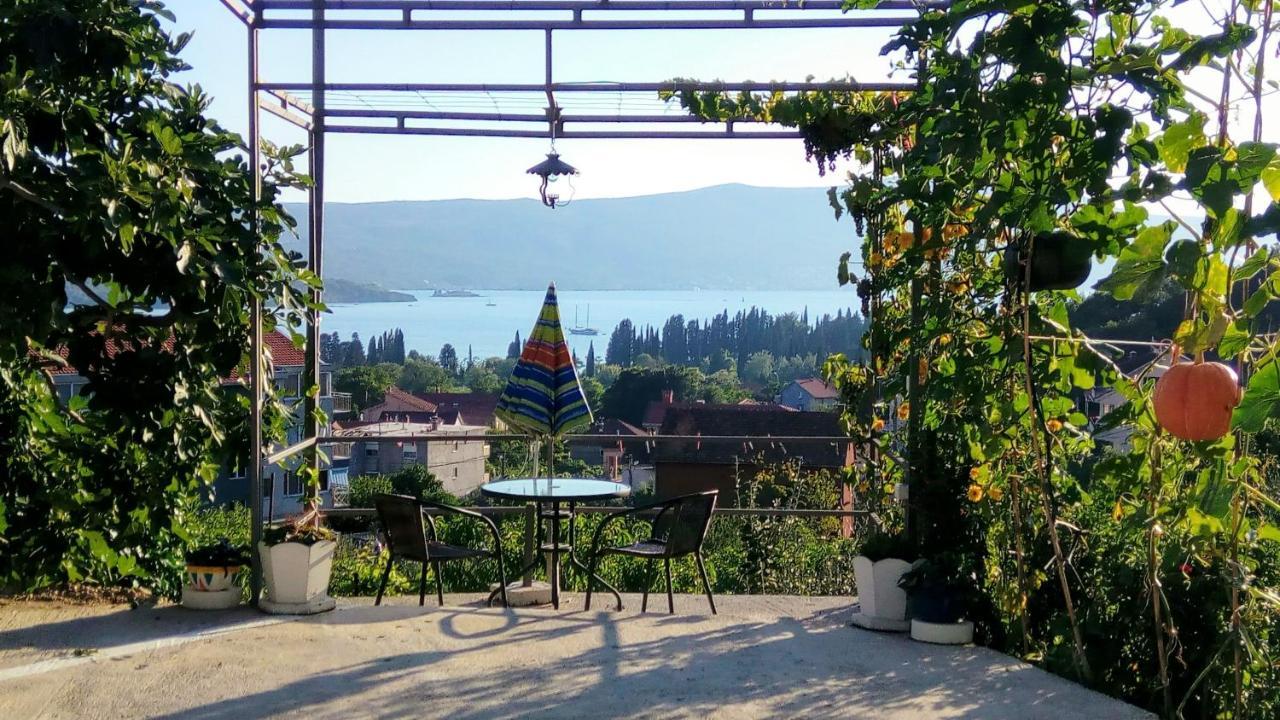 Apartmani Bosco Тиват Экстерьер фото